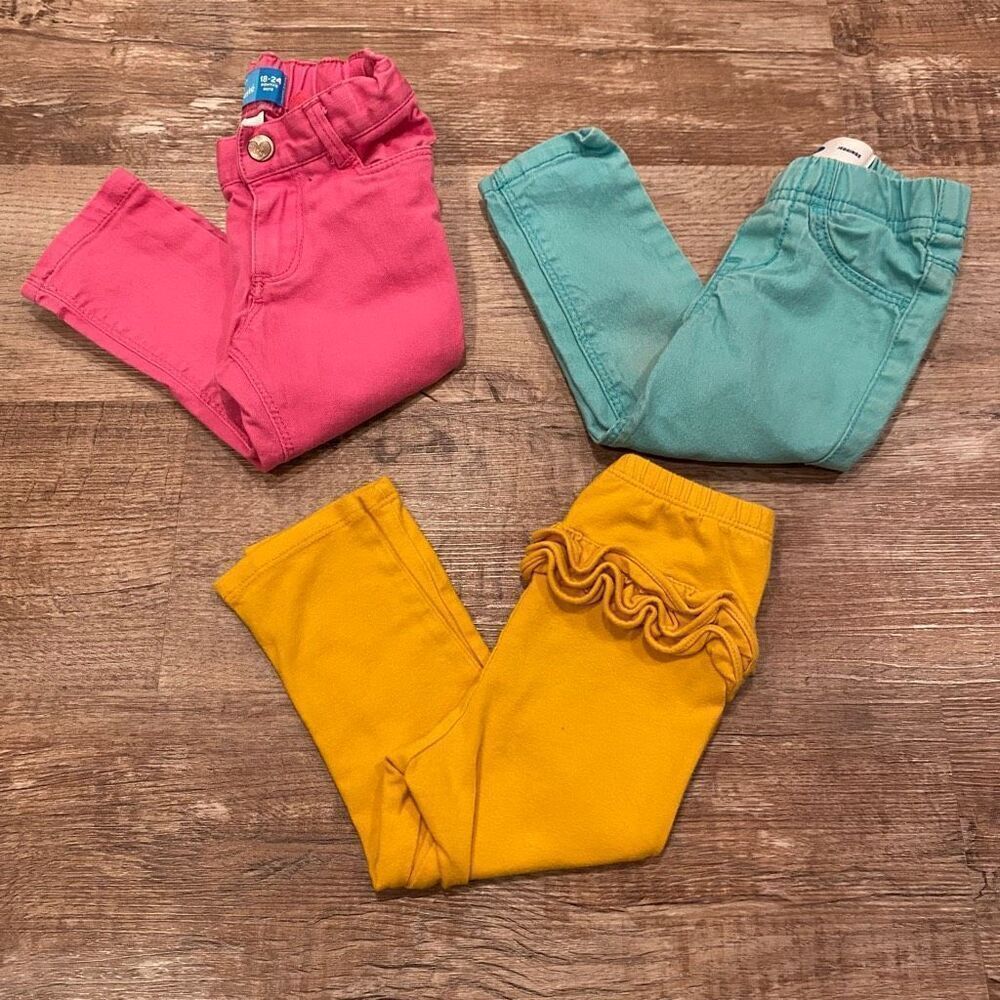 Old Navy Pants Bundle Set of 3 Size 18-24 Months - Picture 3 of 7